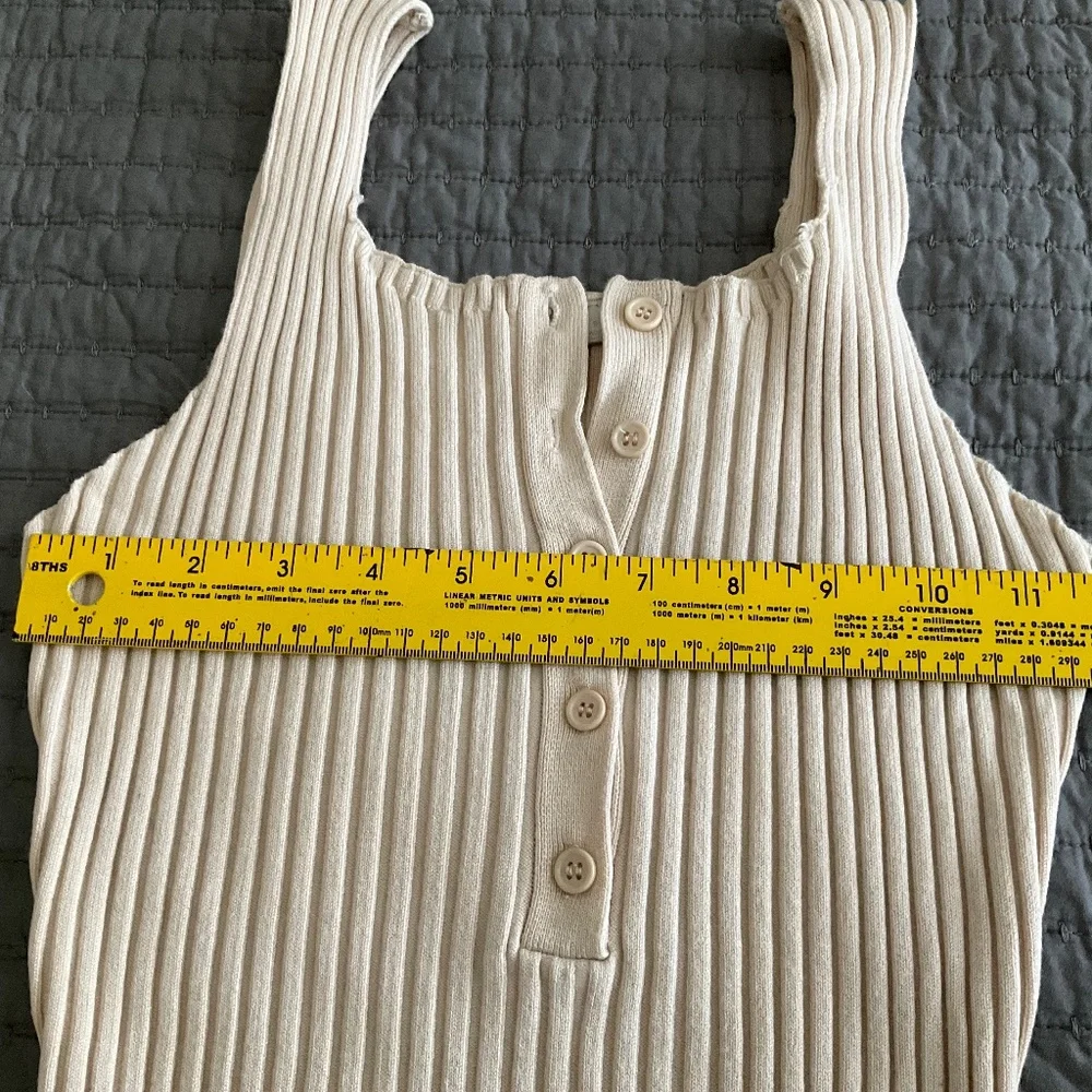 Bodycon Ribbed Knit Dress - Picture 3 of 5